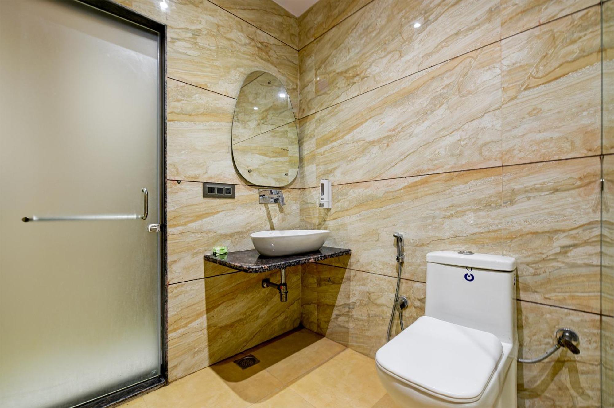 The Pearl Plaza Hotel In City Centre - Near New Delhi Railway Station Eksteriør billede